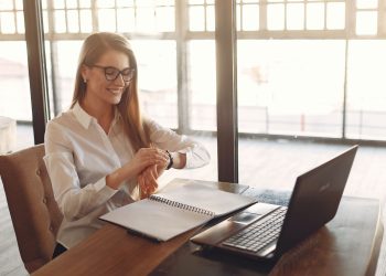 Avantages Formations. Formation, formation à distance, E-learning ressources humaines